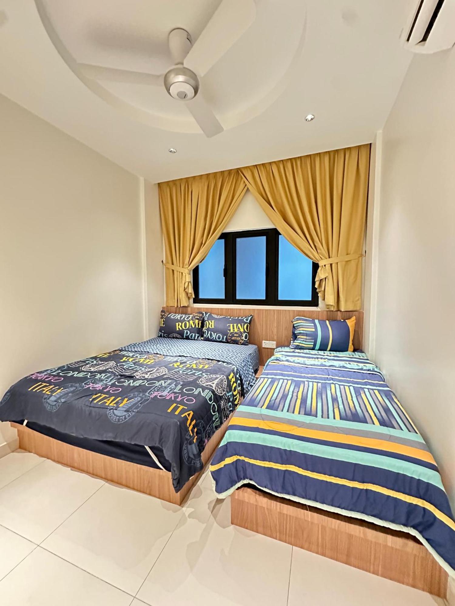 Newly Renovated Comfy Beachfront View At Seri Bulan Порт-Диксон Экстерьер фото